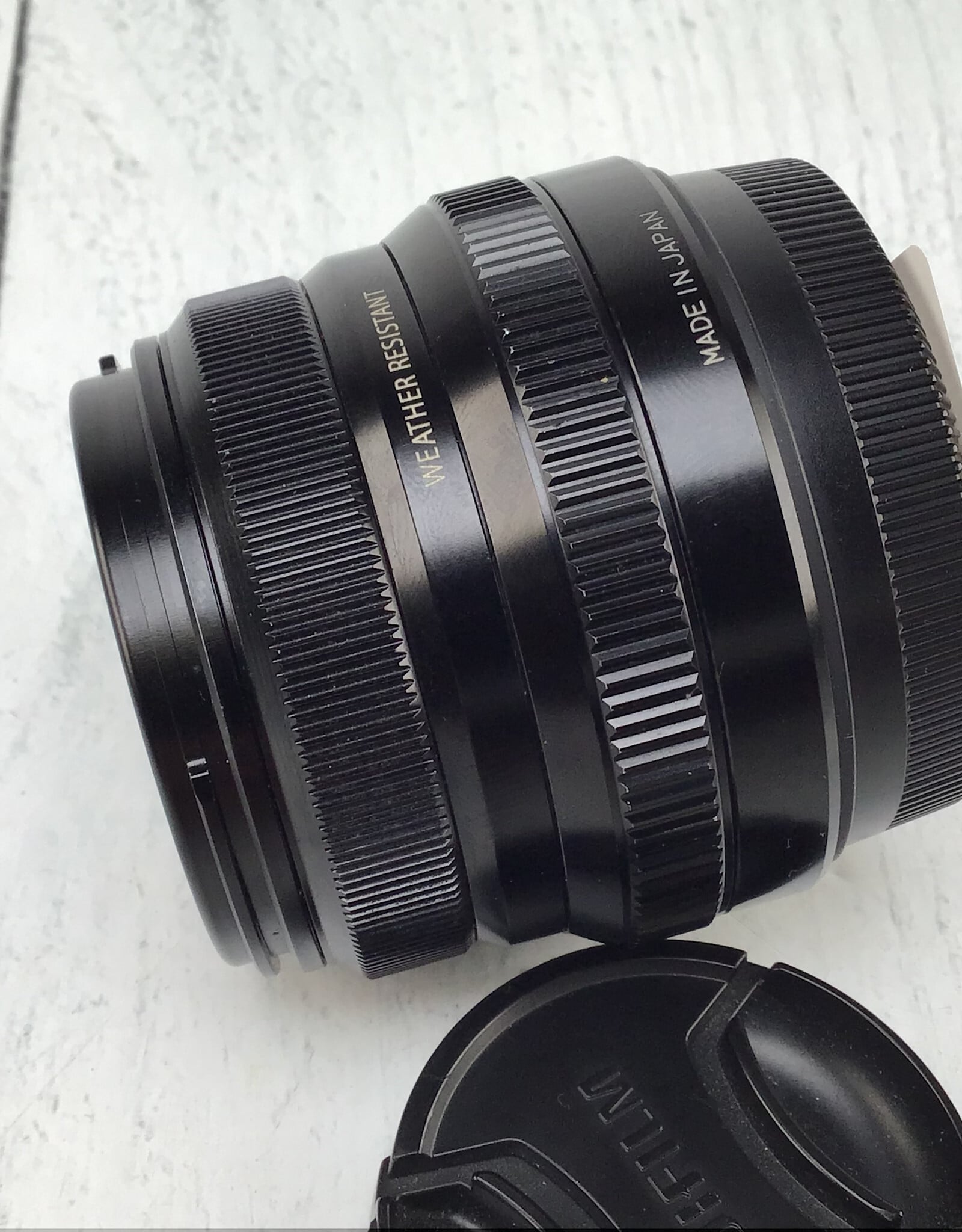 FUJI Fuji Super EBC XF 35mm f2 R WR Lens Used Good