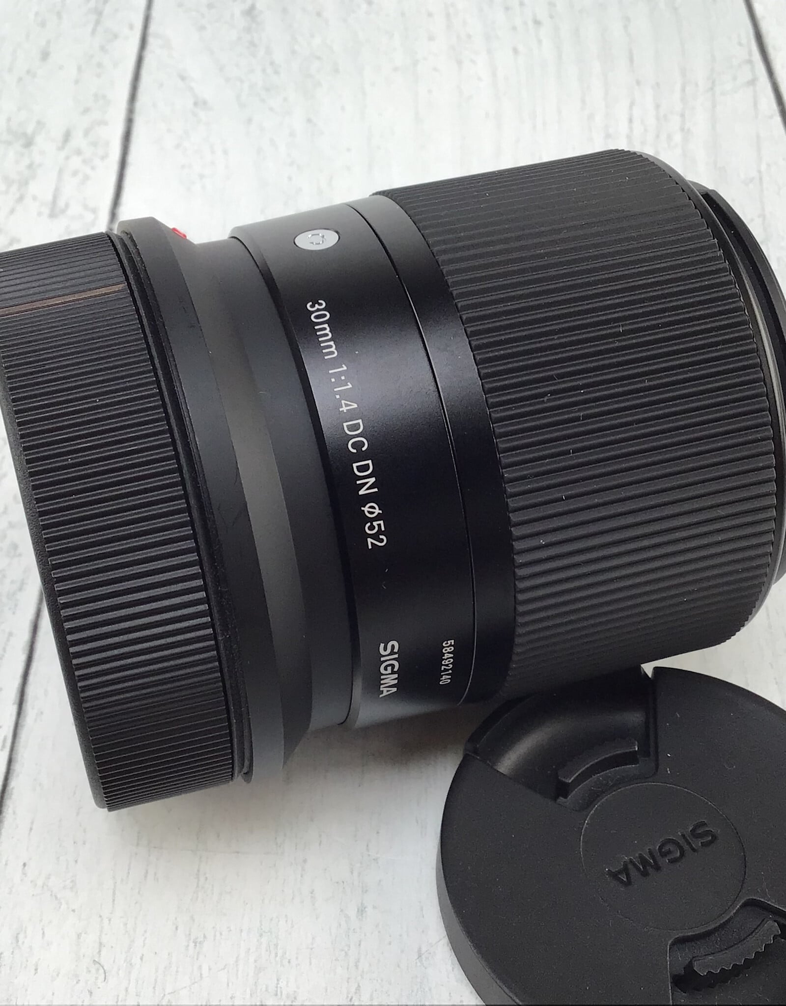 SIGMA Sigma 30mm f1.4 DC DN Lens for Canon RF Used Good