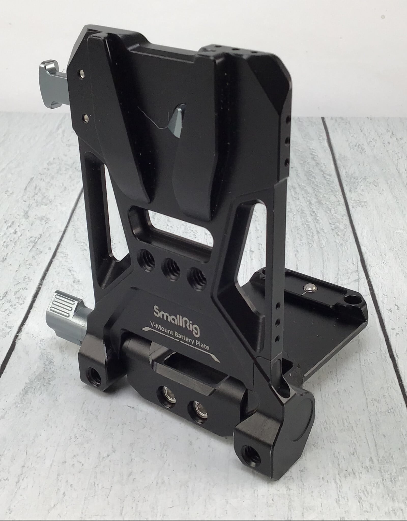 SmallRig SmallRig V Mount Battery Plate Used Good