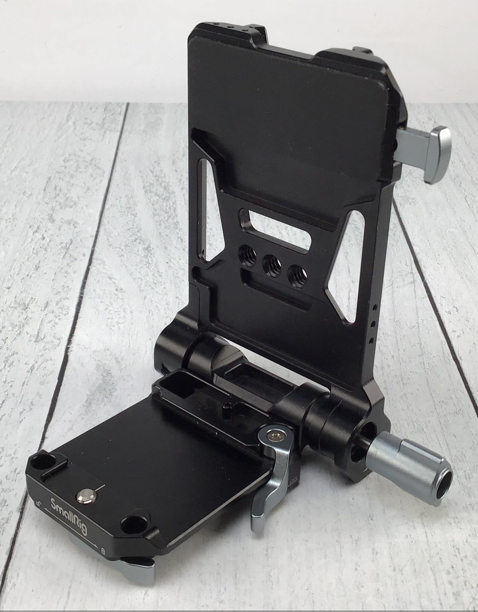 SmallRig SmallRig V Mount Battery Plate Used Good