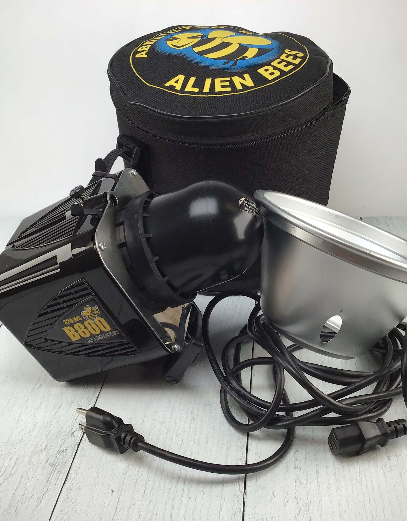 Alien Bees Alien Bees B800 Black Flash Used Good