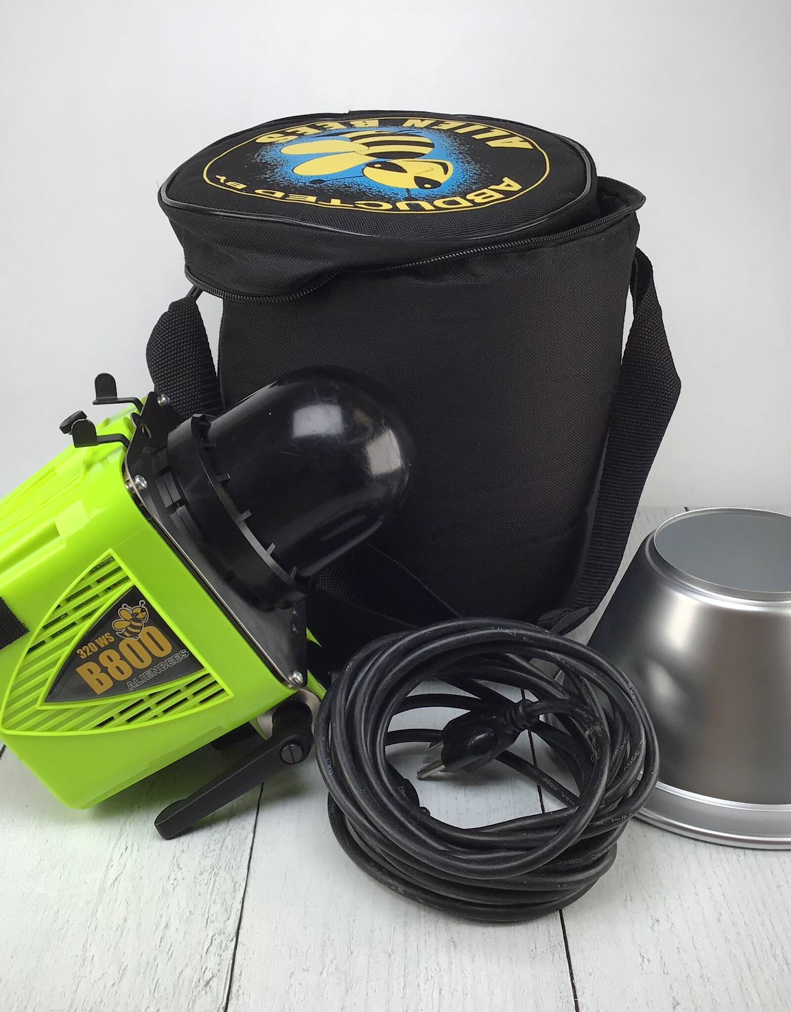 Alien Bees Alien Bees B800 Green Flash Used Good