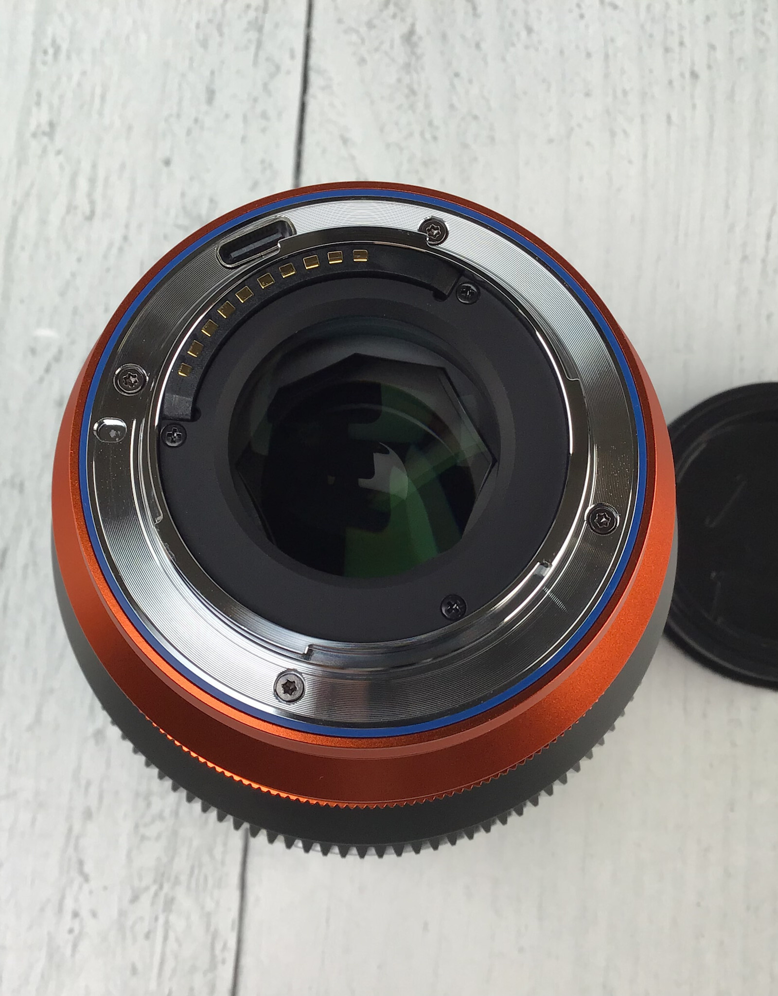 Blazar Blazar Apex 50mm T1.8 AF 1.33x Anamorphic Lens E Mount Used EX