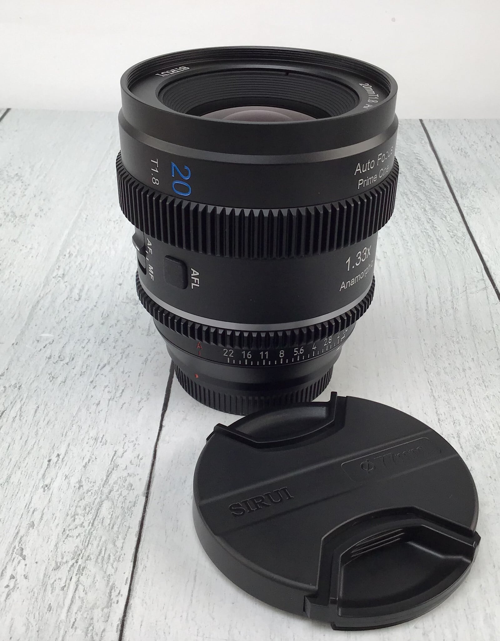 Sirui AF Prime Cine 20mm T1.8 1.33x Anamorphic Neutral Flare  E Mount Lens Used EX