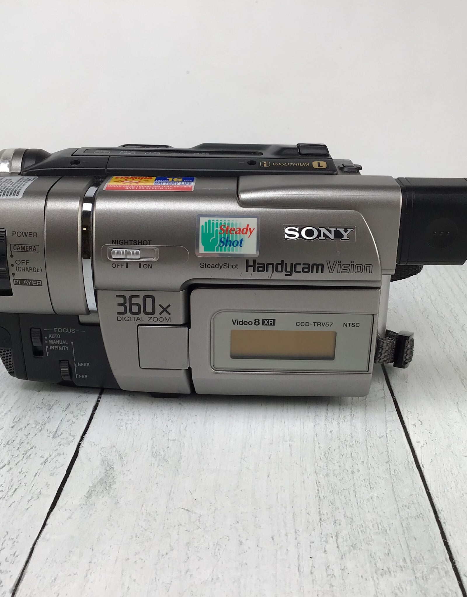 SONY Sony Handycam CCD-TRV57 Camcorder Used Good