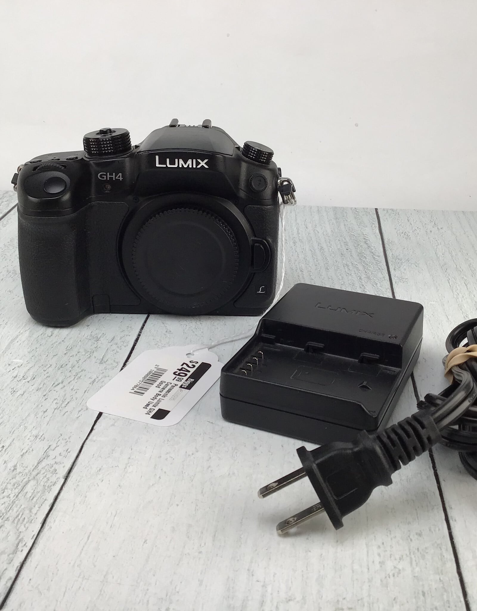 PANASONIC Panasonic Lumix GH4 Camera Body Used Good
