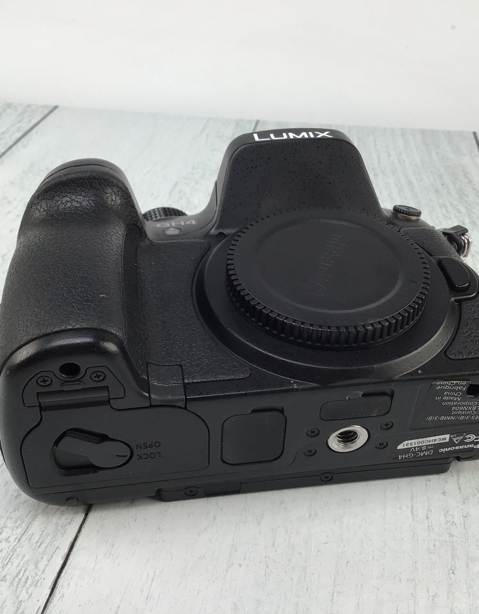 PANASONIC Panasonic Lumix GH4 Camera Body Used Good