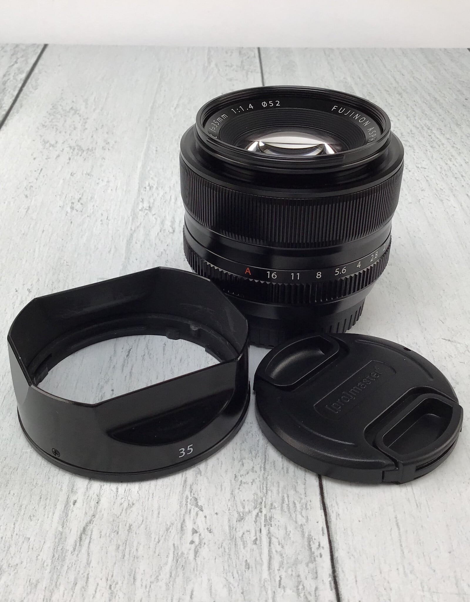 FUJI Fuji Super EBC 35mm f1.4 Lens Used Good
