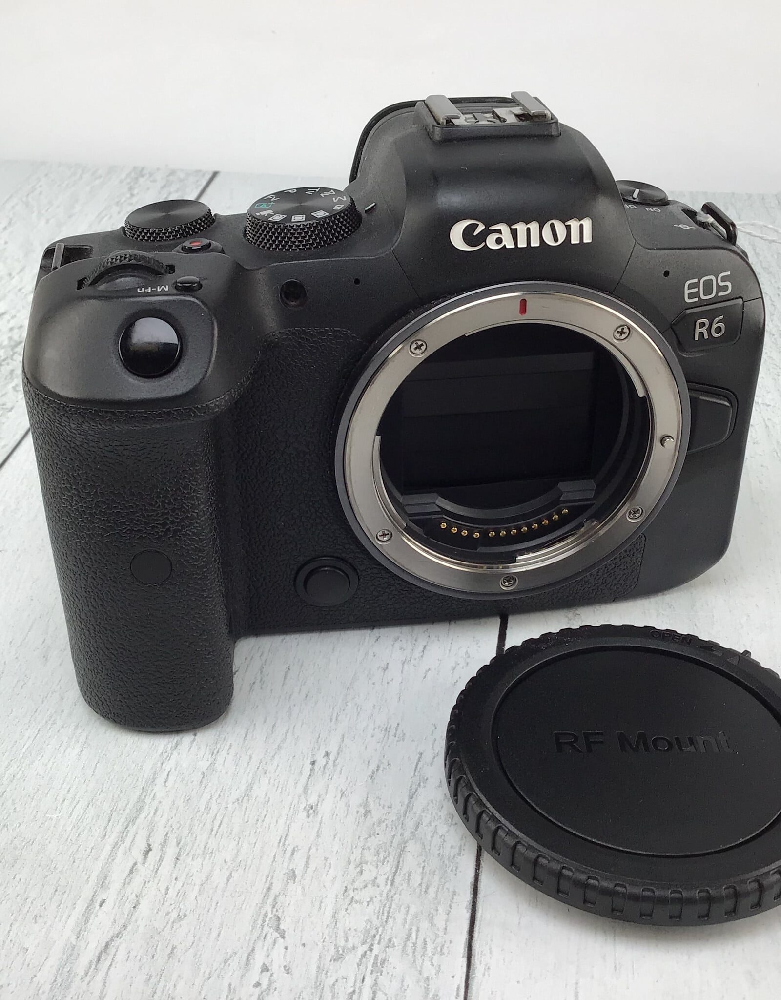 CANON Canon EOS R6 Camera Body Used Fair
