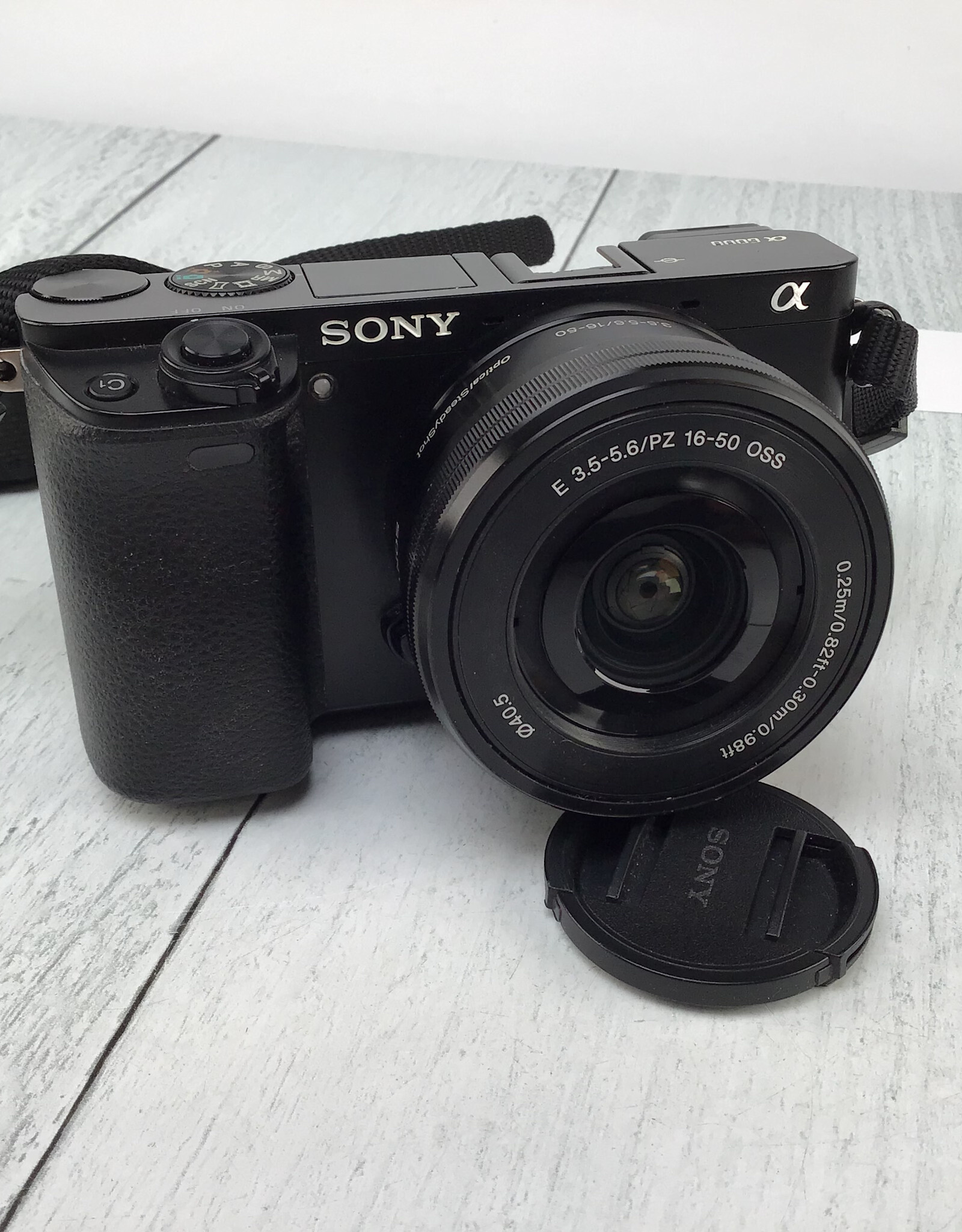 SONY Sony a6000 Camera w/ 16-50mm Used Good