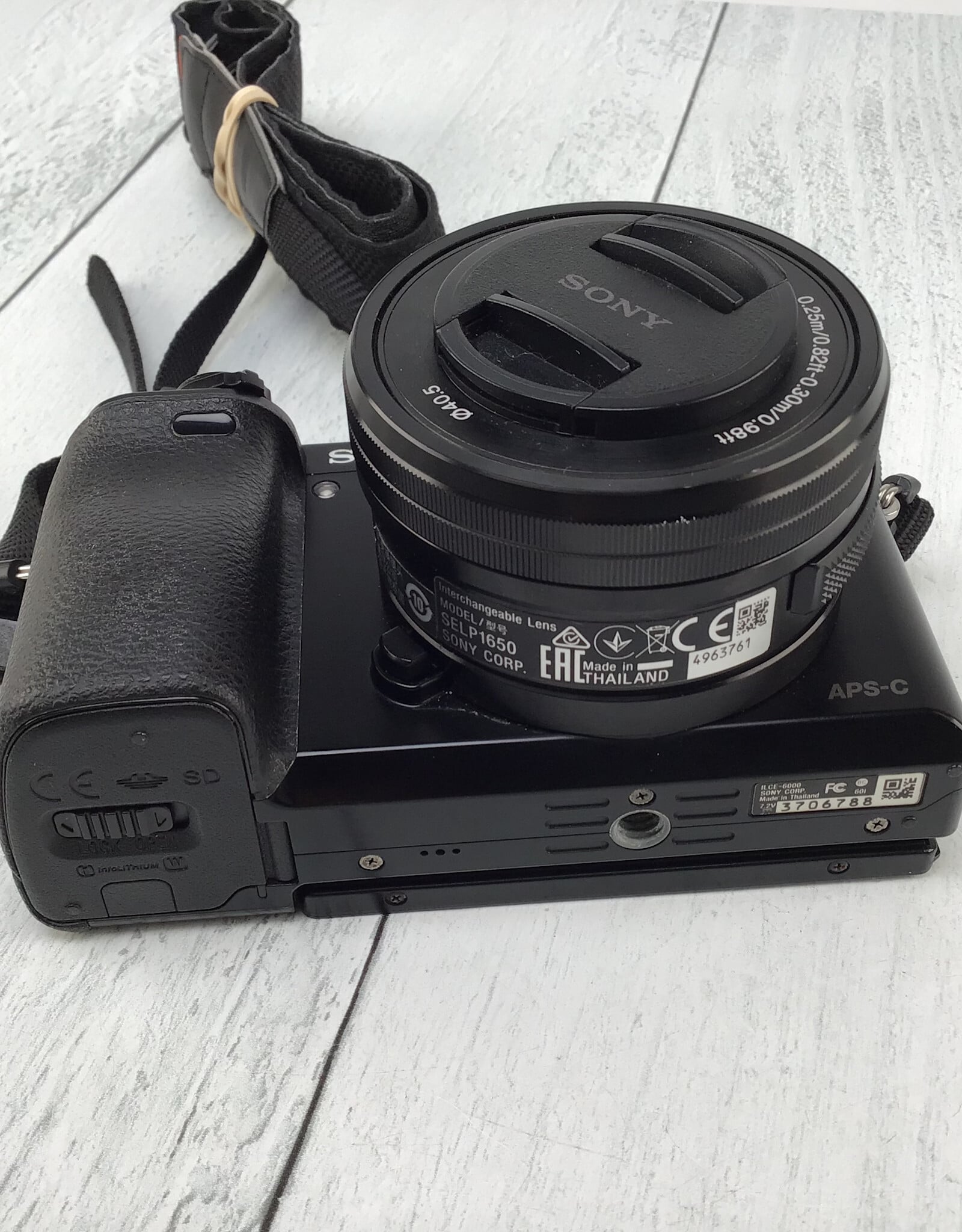 SONY Sony a6000 Camera w/ 16-50mm Used Good