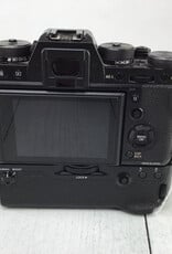 FUJI Fuji X-T2 Camera w/ VPB-XT2 Grip Used Fair