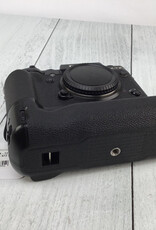 FUJI Fuji X-T2 Camera w/ VPB-XT2 Grip Used Fair