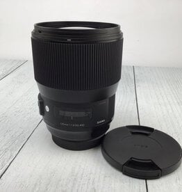 SIGMA Sigma Art 135mm f1.8 DG Lens for Canon EF Used Good