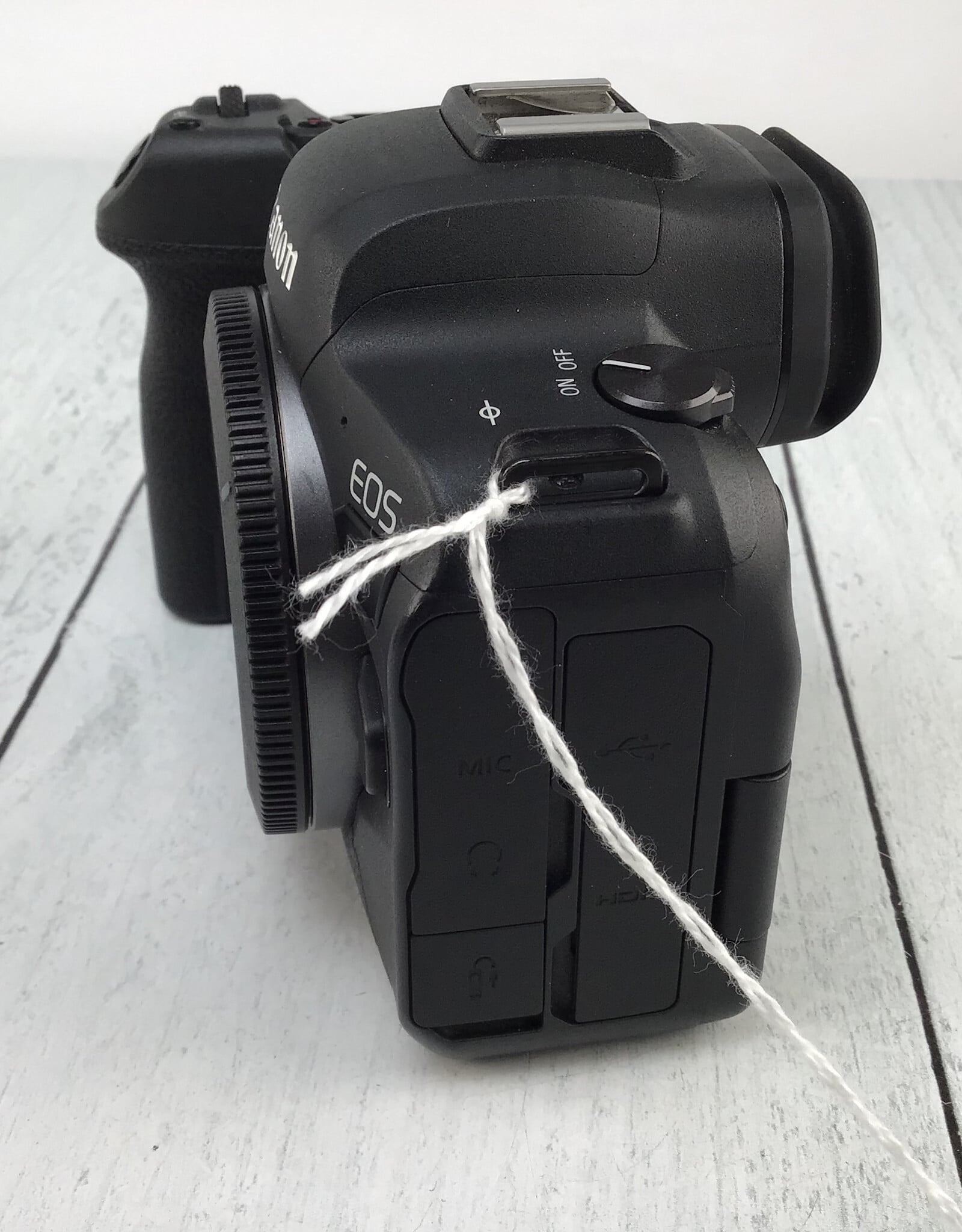 CANON Canon EOS R6 Camera Body Used EX