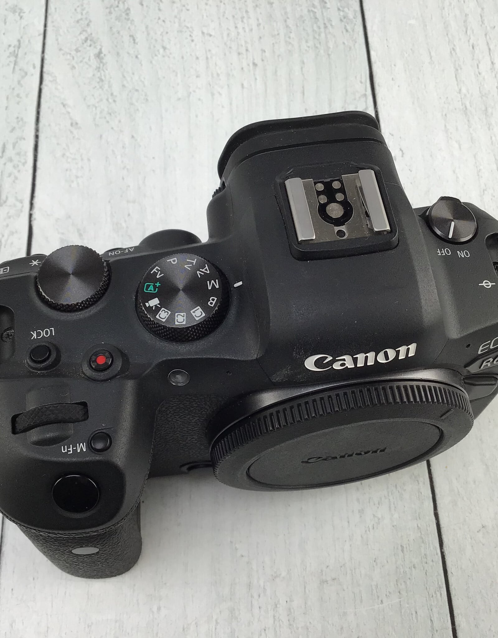CANON Canon EOS R6 Camera Body Used EX
