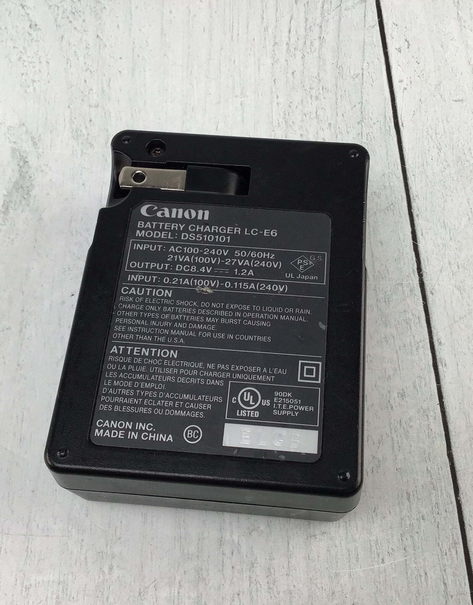 CANON Canon LC-E6 Battery Charger Used Good