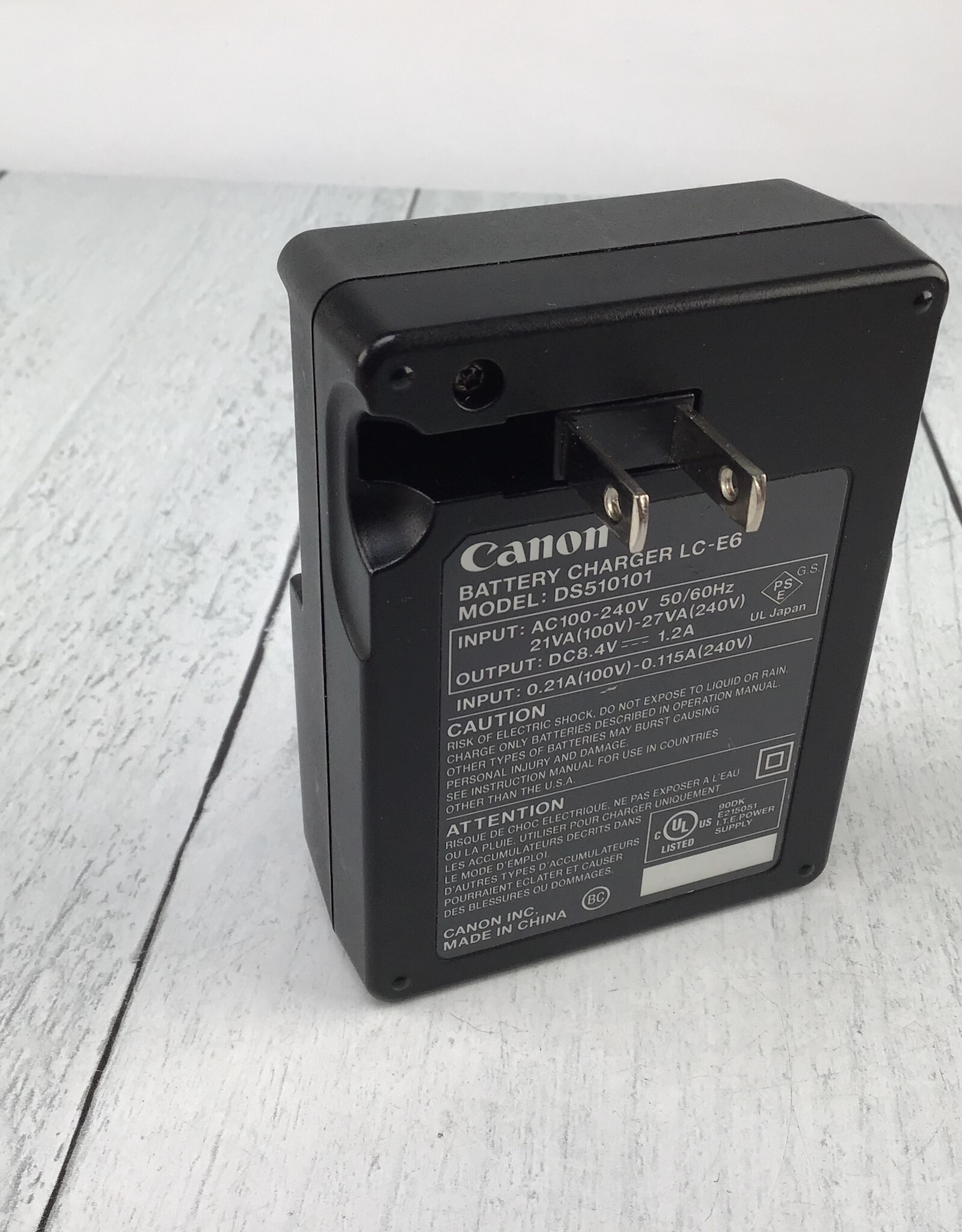CANON Canon LC-E6 Battery Charger Used Good