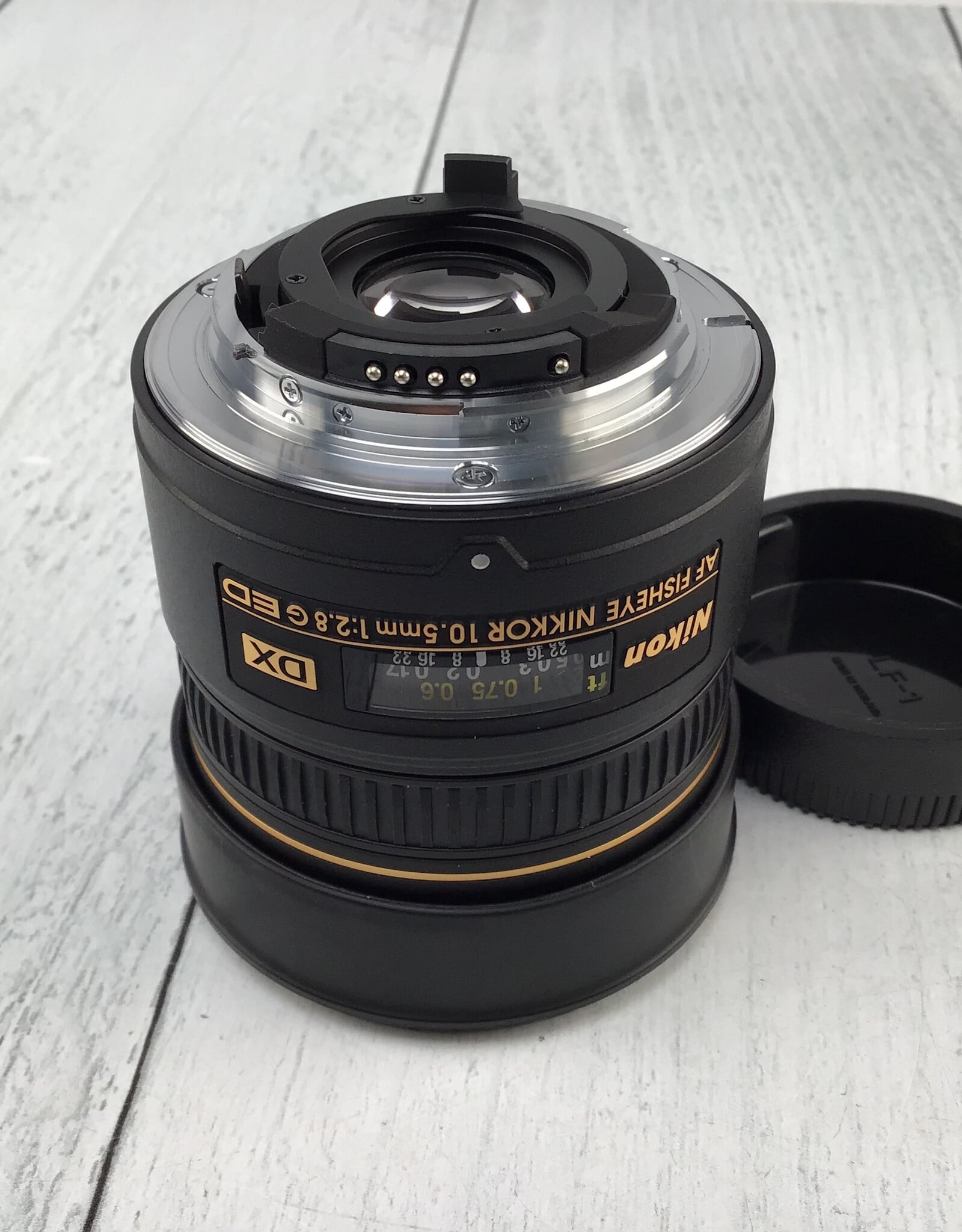 NIKON Nikon DX AF Fisheye Nikkor 10.5mm f2.8 G Lens Used Good