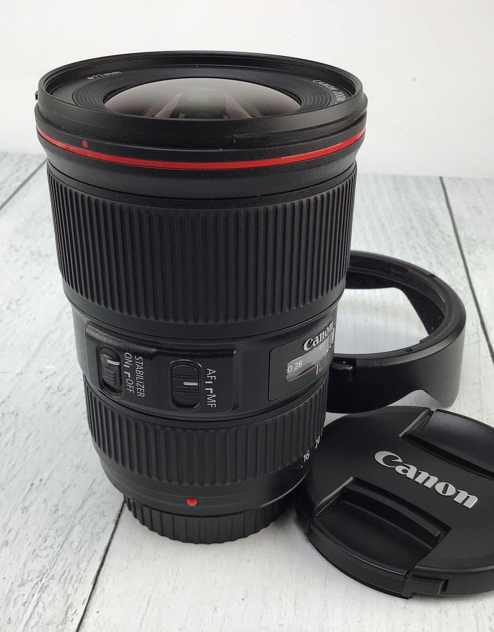 CANON Canon EF 16-35mm f4 L IS USM Lens Used Good