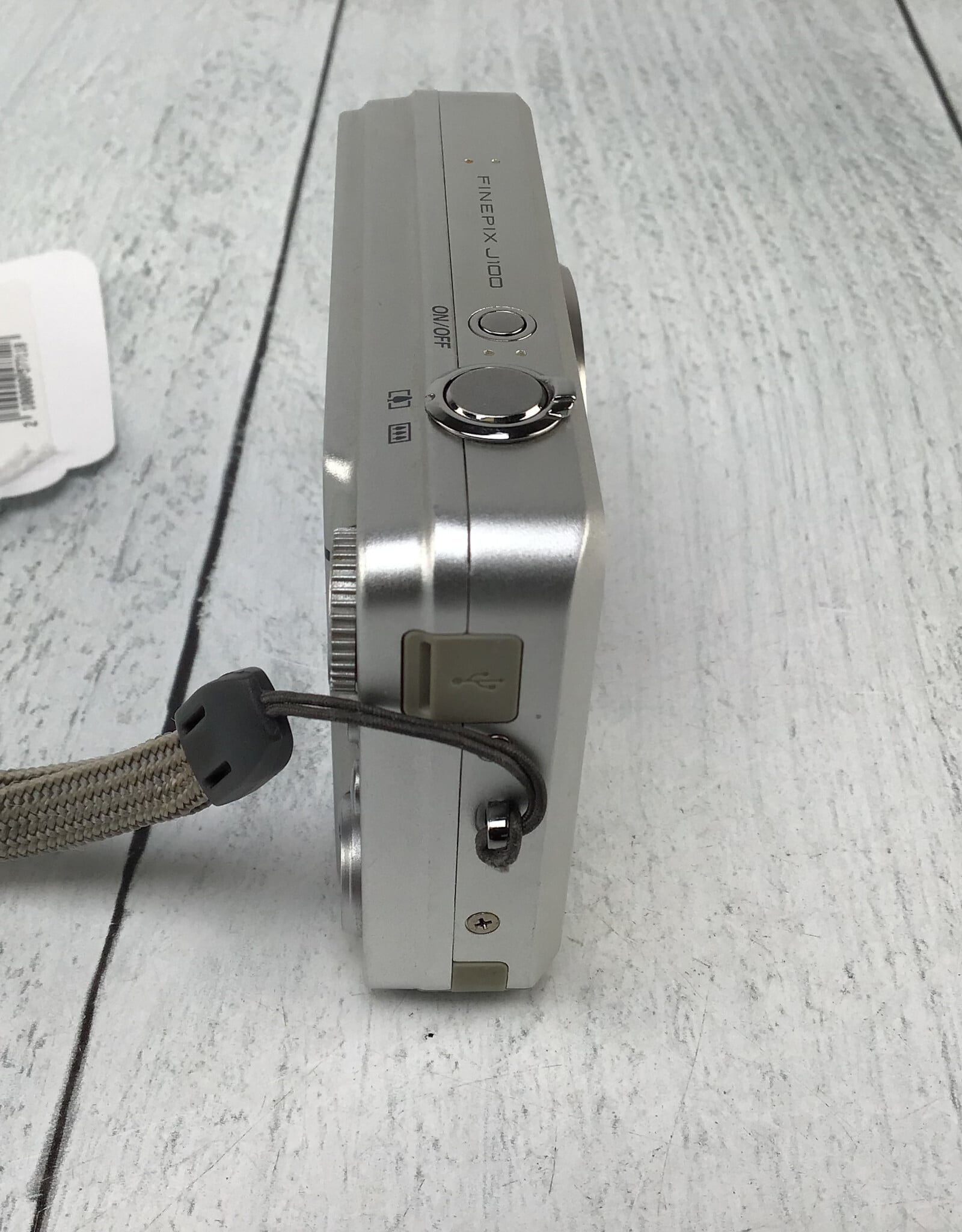FUJI Fuji Finepix J100 Digital Camera Used Good