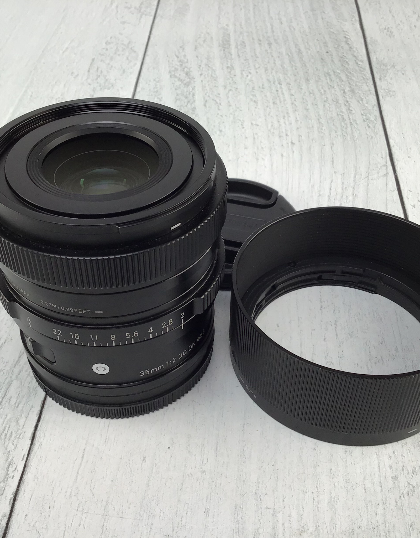 SIGMA Sigma 35mm f2 DG DN Lens for L  Mount Used Good