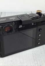 FUJI Fuji X100V Camera Black w/ Nisi Jet Mag UV, Lens Hood, Thumb Rest Used Good
