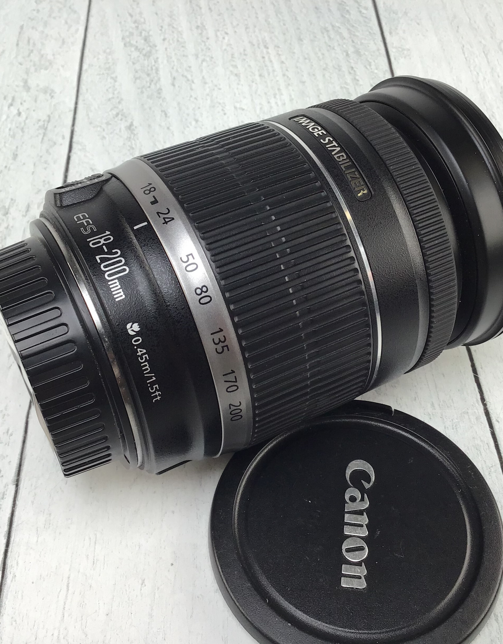 CANON Canon EF-S 18-200mm f3.5-5.6 IS  Lens Used Fair