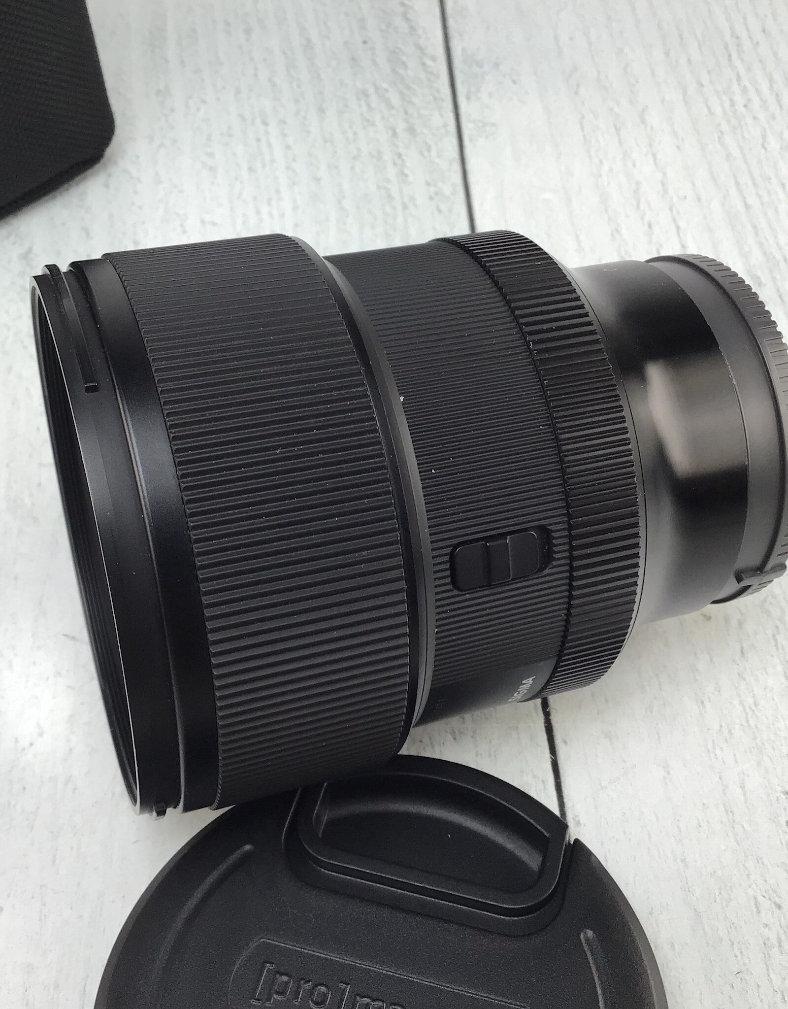 SIGMA Sigma E Mount 85mm f1.4 DG DN Lens Used Good