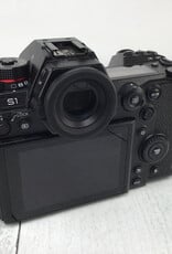PANASONIC Panasonic Lumix S1 Camera Body w/ Charger EX