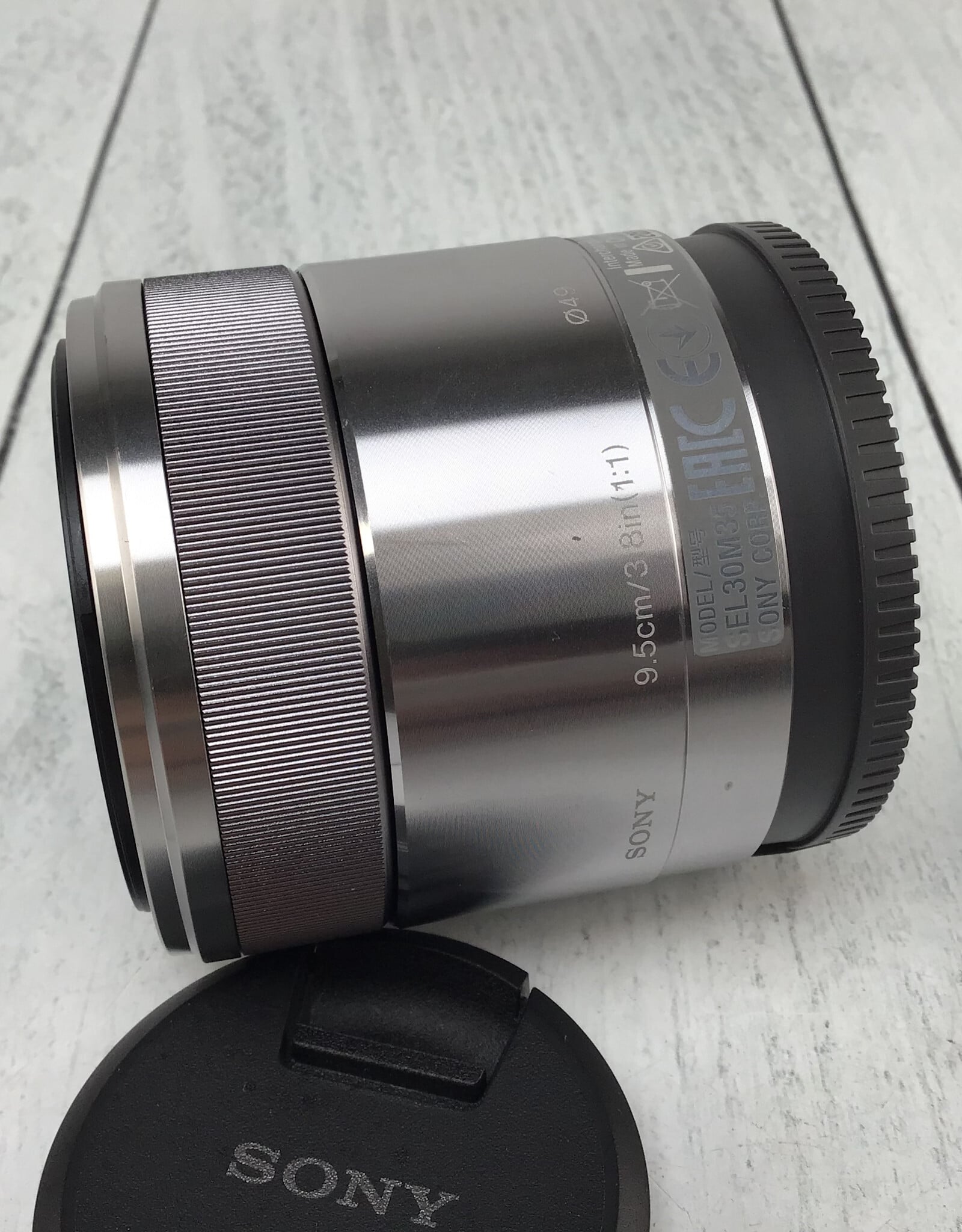 SONY Sony E 30mm f3.5 Macro Lens Used Good