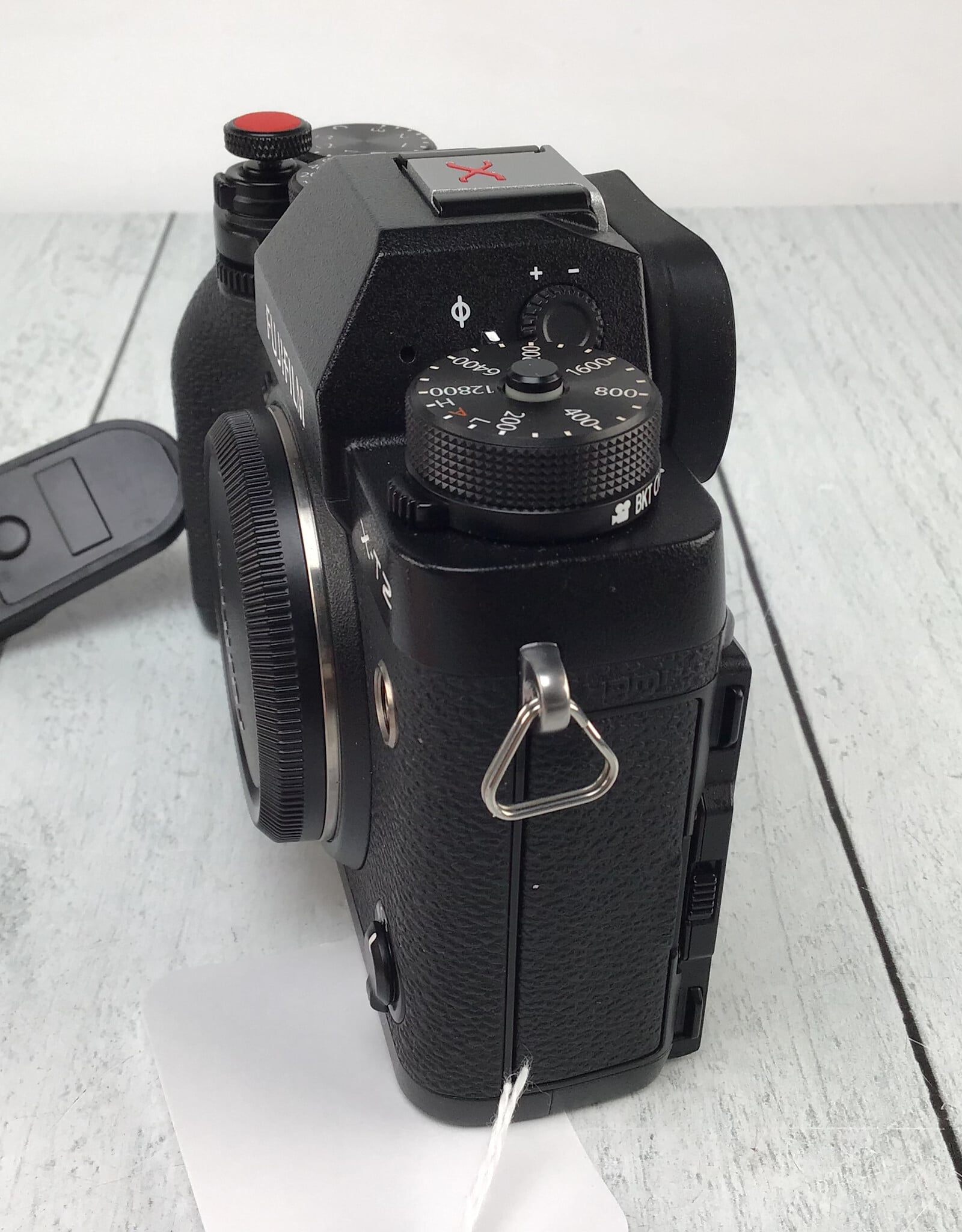 FUJI Fuji X-T2 Camera Body w/ Wrist Strap Used Good