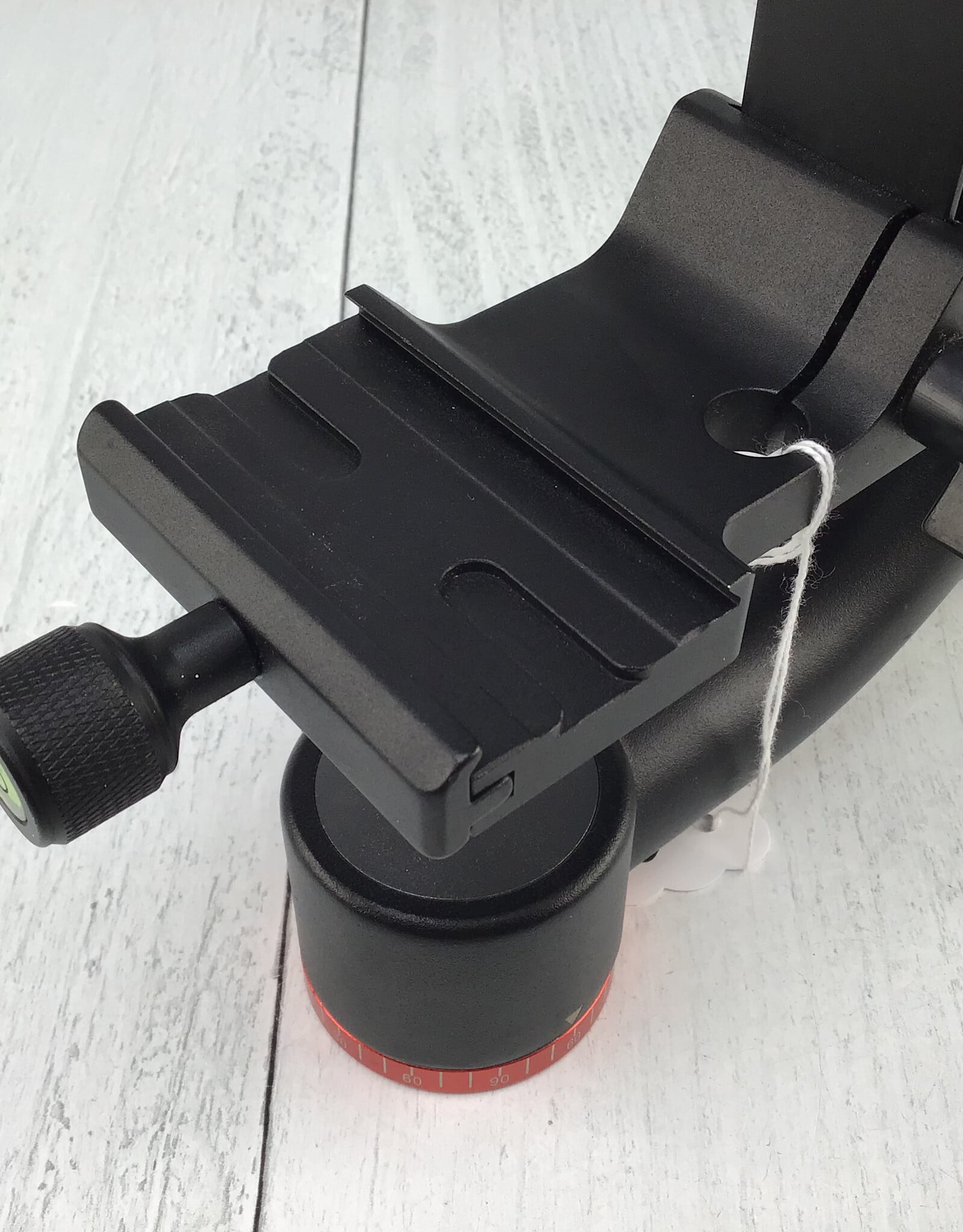 Neewer Neewer Gimbal Head Used Good