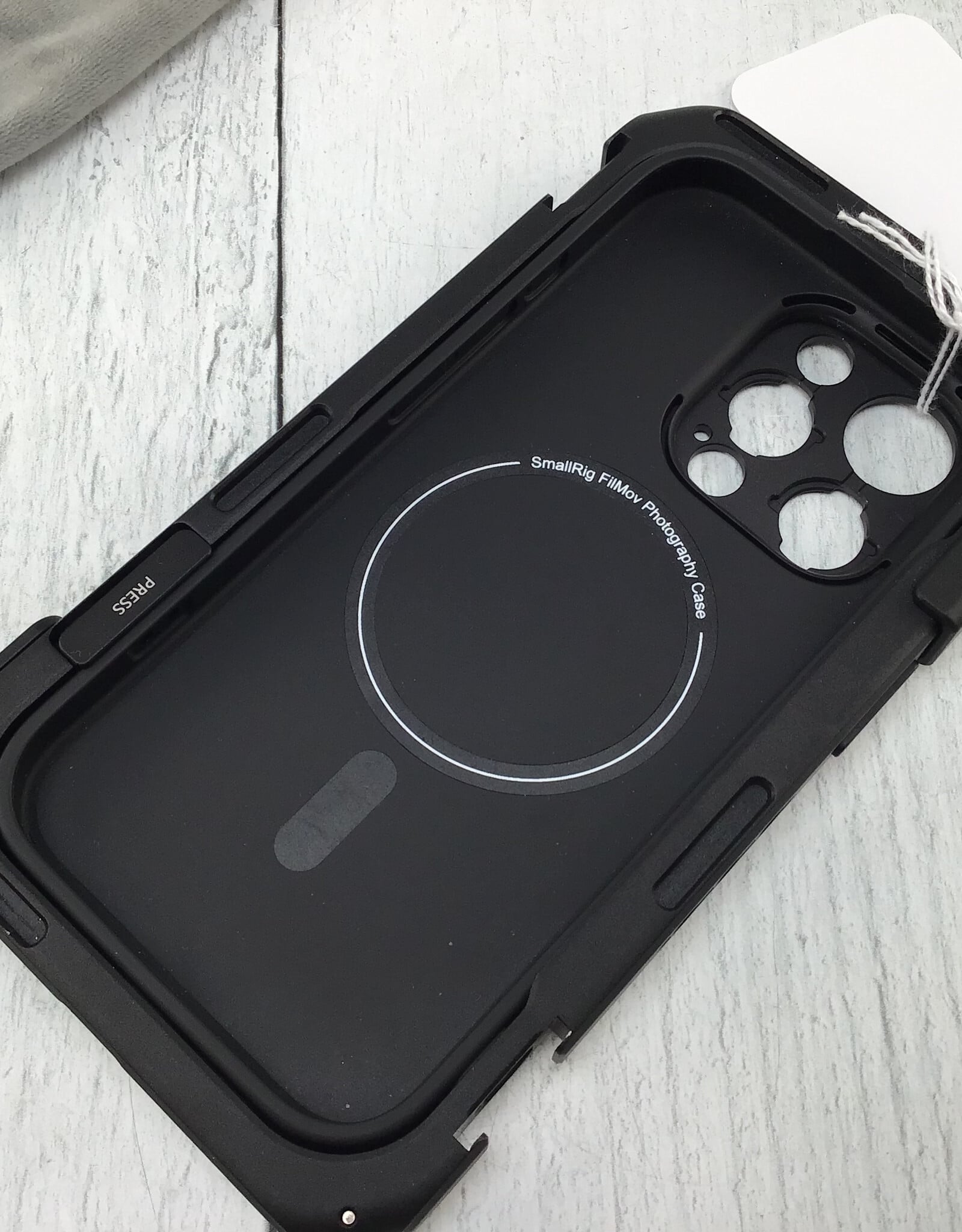 SmallRig SmallRig Cage for iPhone 16 Pro Used Good