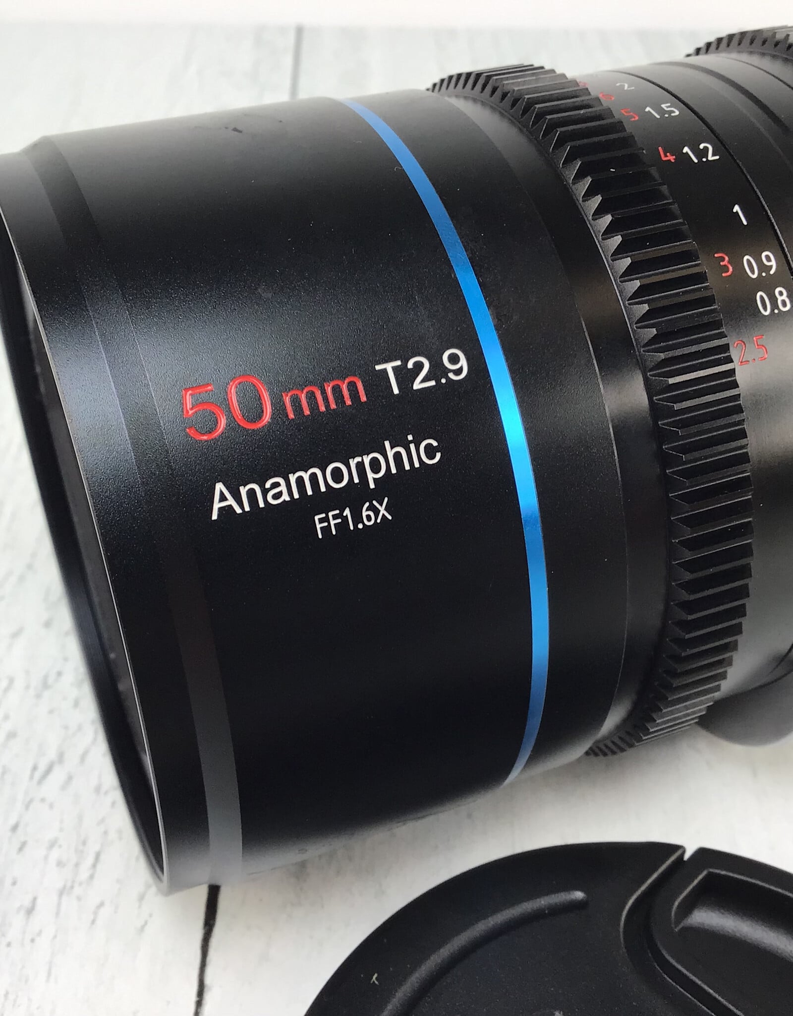 Sirui 50mm T2.9 Anamorphic 1.6X Lens for Canon RF Used Good