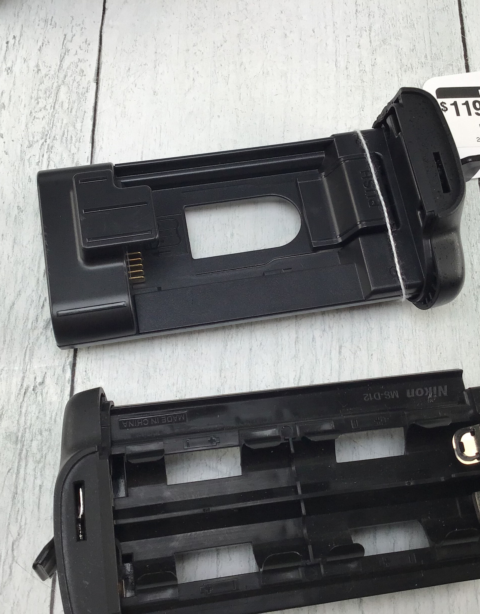 NIKON Nikon MB-D18 Battery Grip Used Good