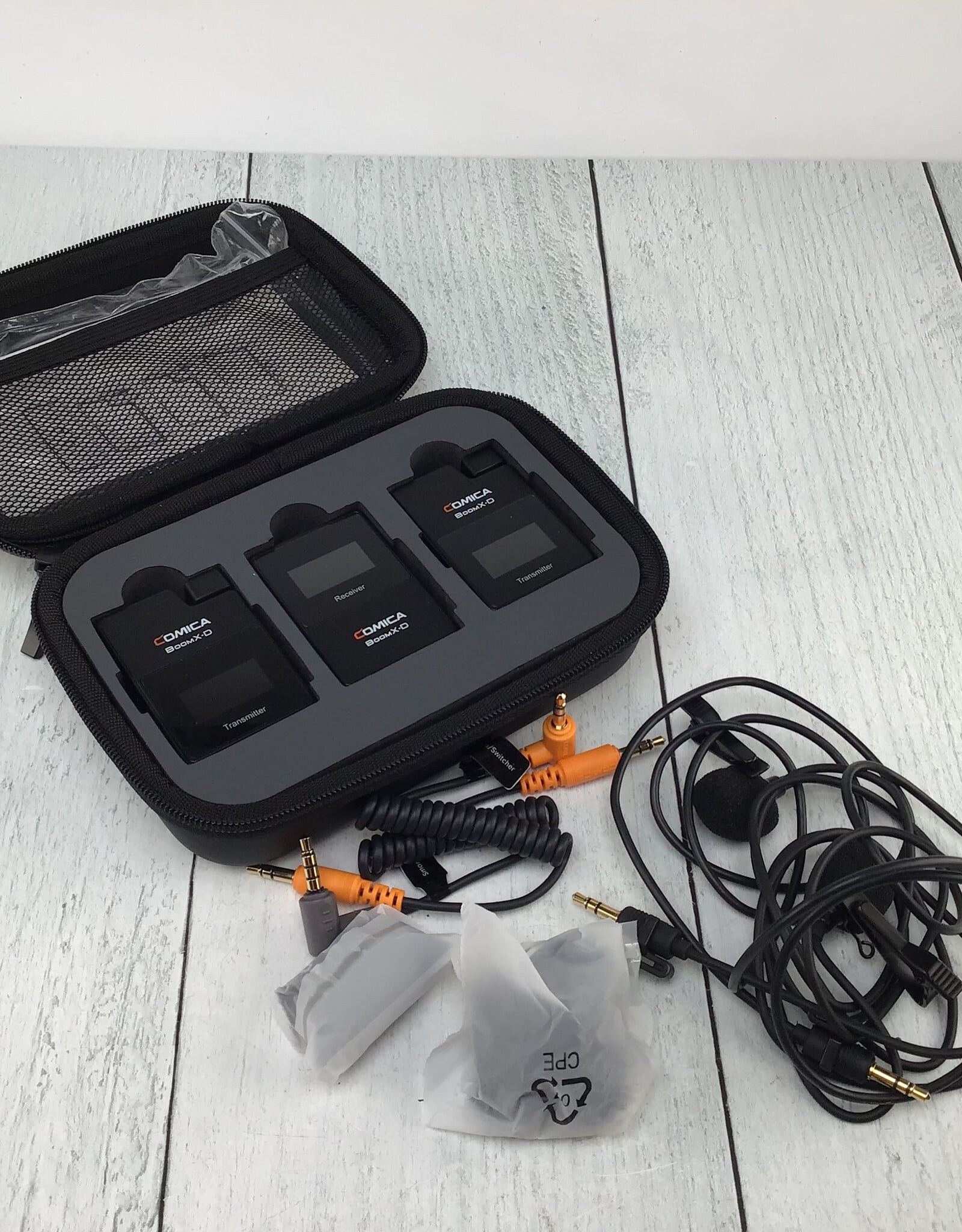 Comica Comica BoomX-D Wireless Microphone Set in Case Used Good