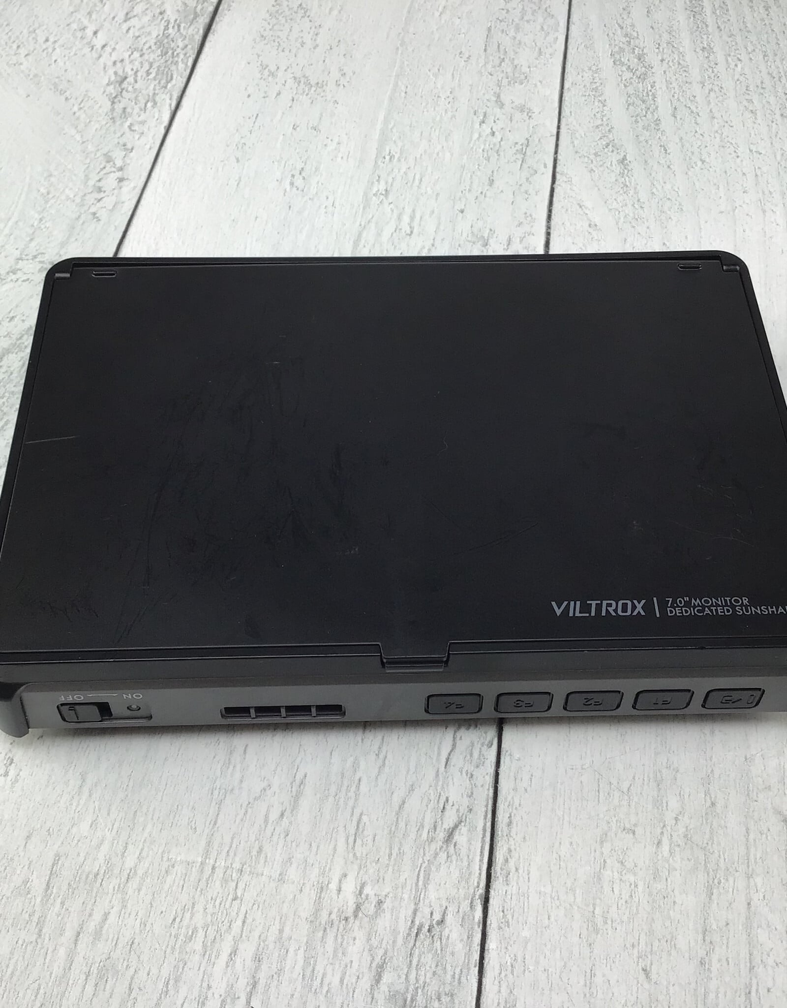 Viltrox Viltrox DC-L2 Field Monitor Used Fair
