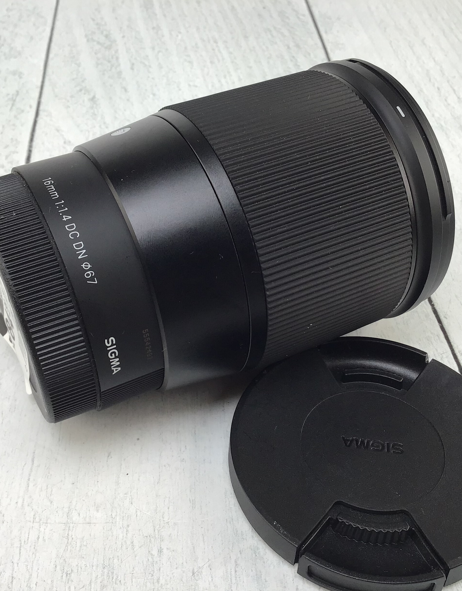 SIGMA Sigma 16mm f1.4 DC DN Lens for Sony E Used Good