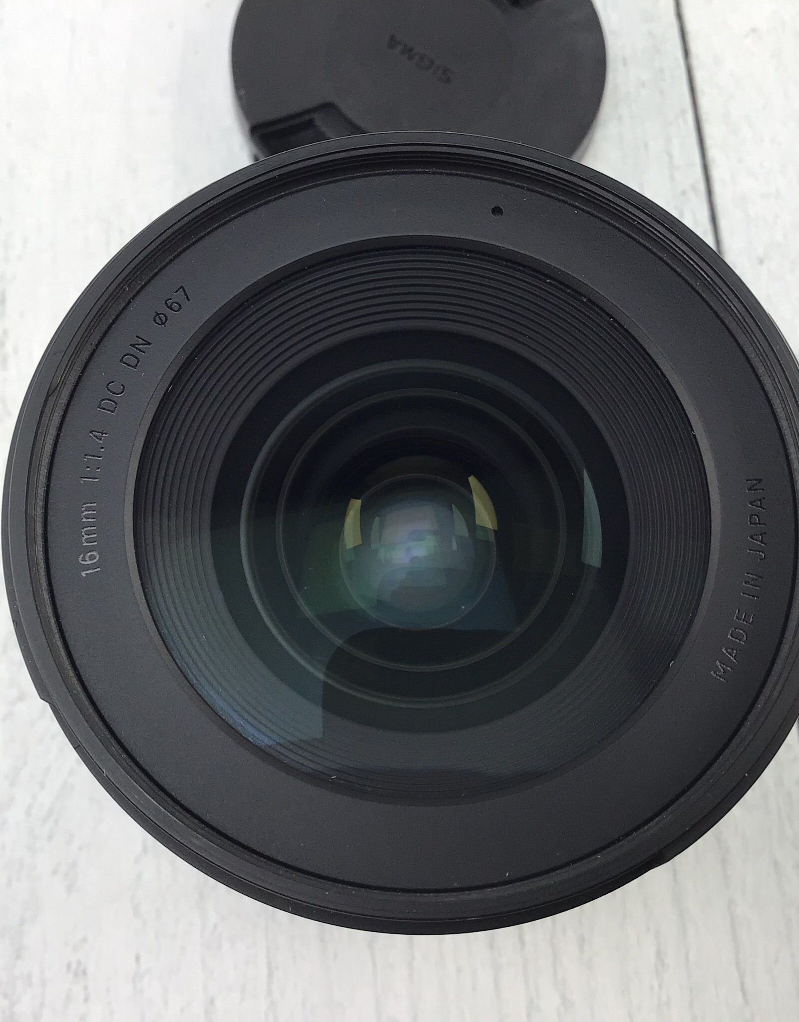 SIGMA Sigma 16mm f1.4 DC DN Lens for Sony E Used Good
