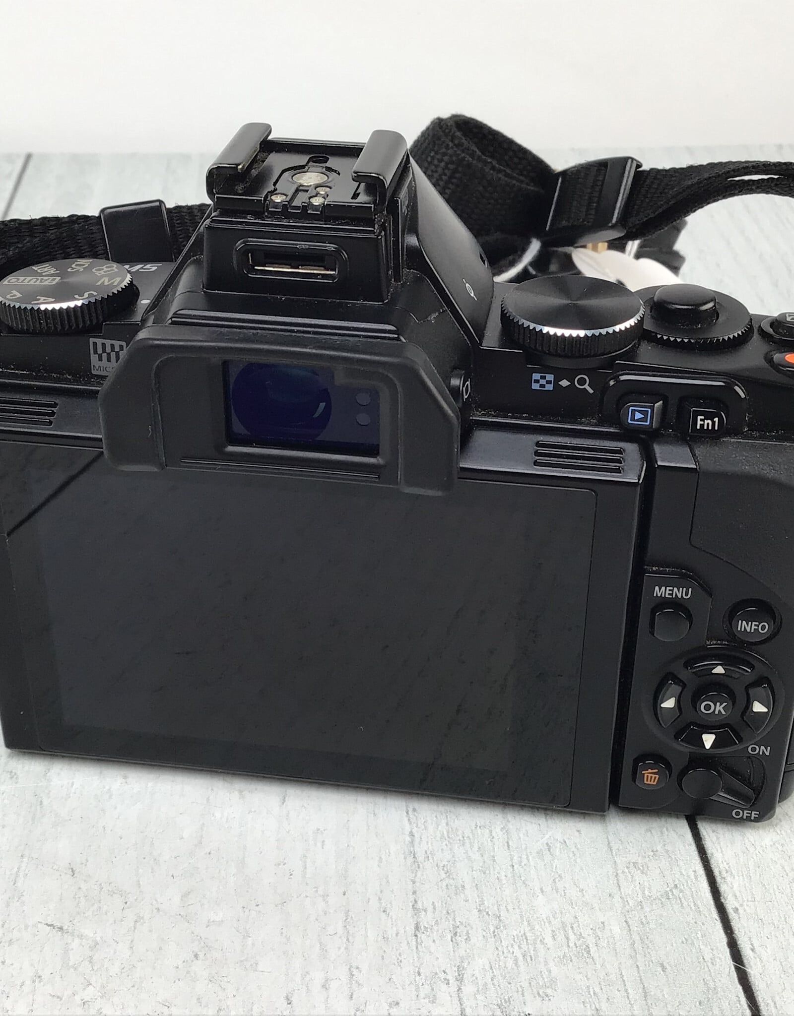 OLYMPUS Olympus OM-D E-M5 Camera Body Used Good