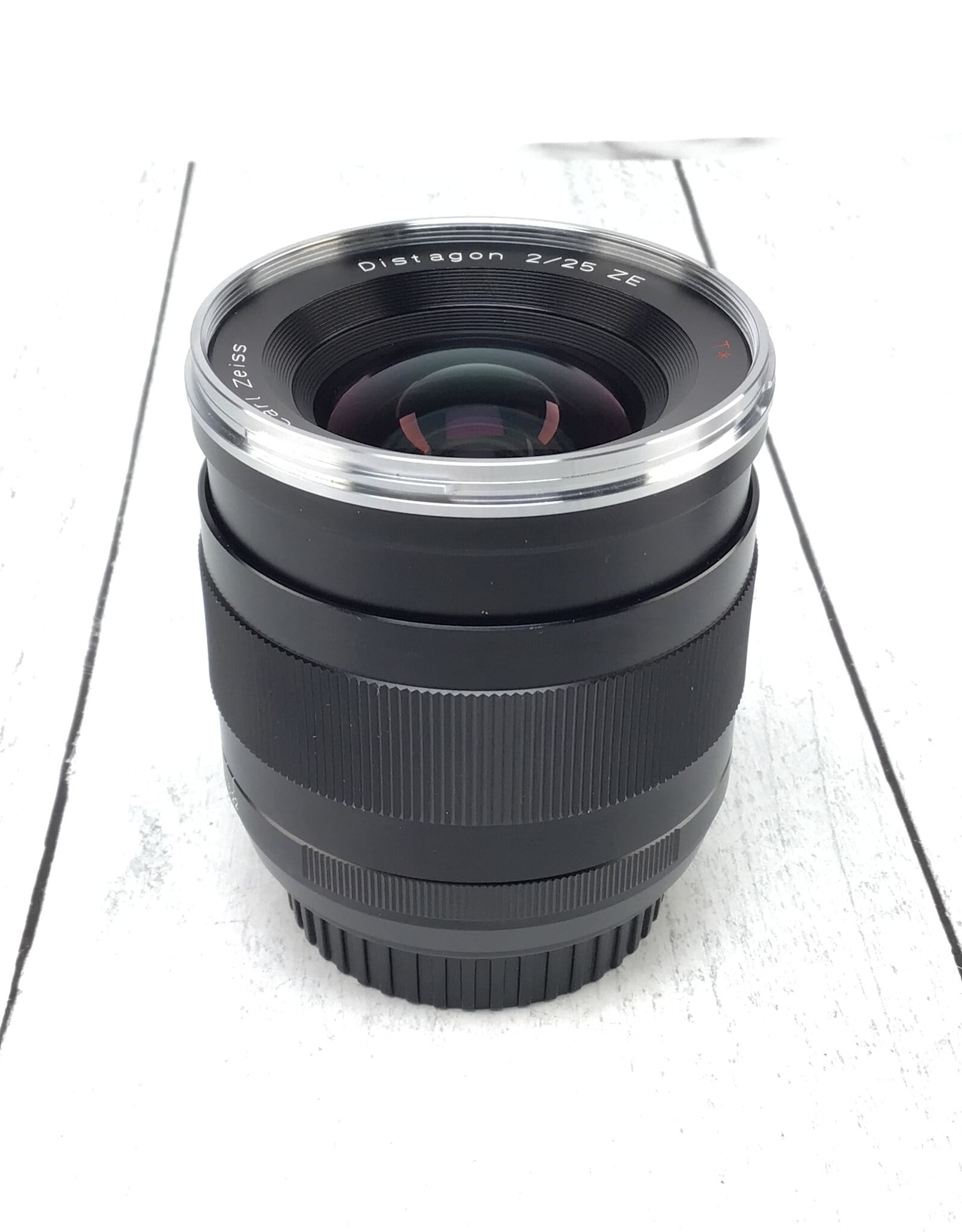 ZEISS Zeiss Distagon 25mm f2 ZE EF Mount Lens Used Good
