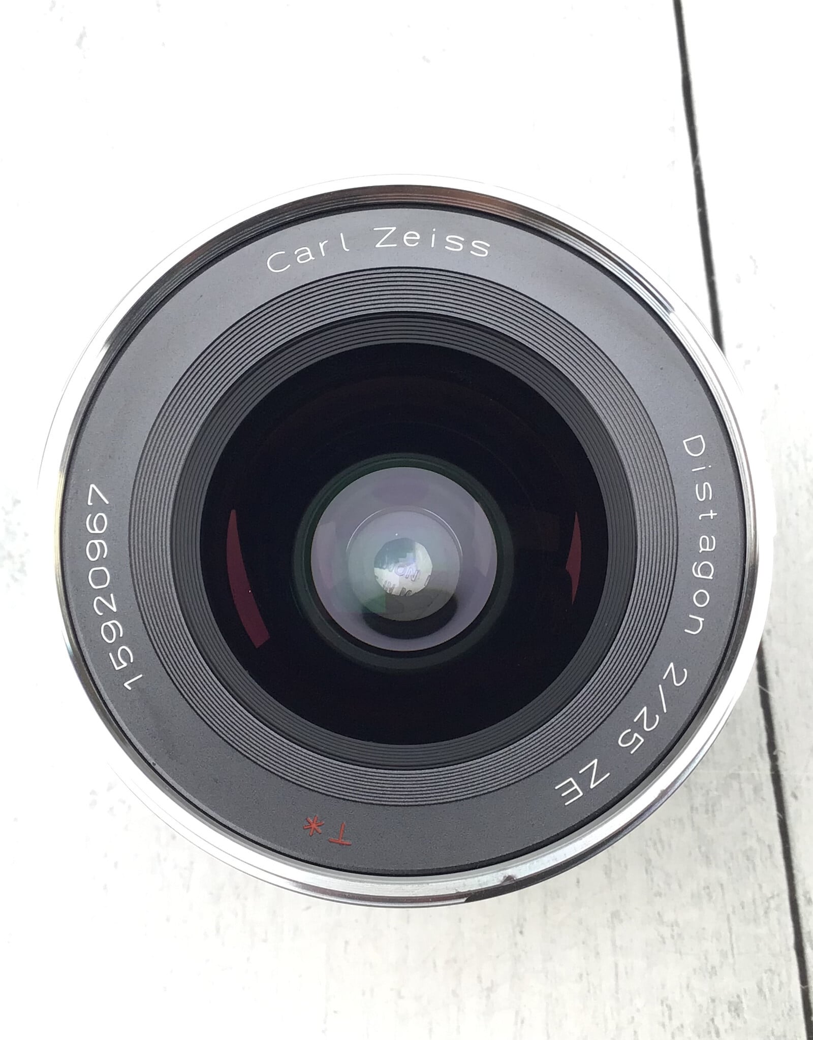 ZEISS Zeiss Distagon 25mm f2 ZE EF Mount Lens Used Good