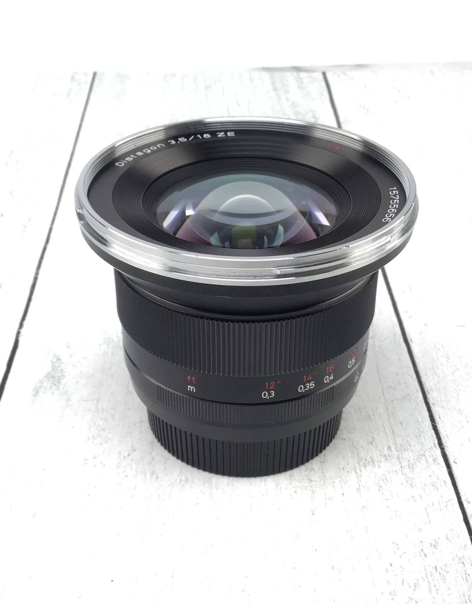 ZEISS Zeiss Distagon 18mm f3.5 ZE EF Mount Lens Used Good