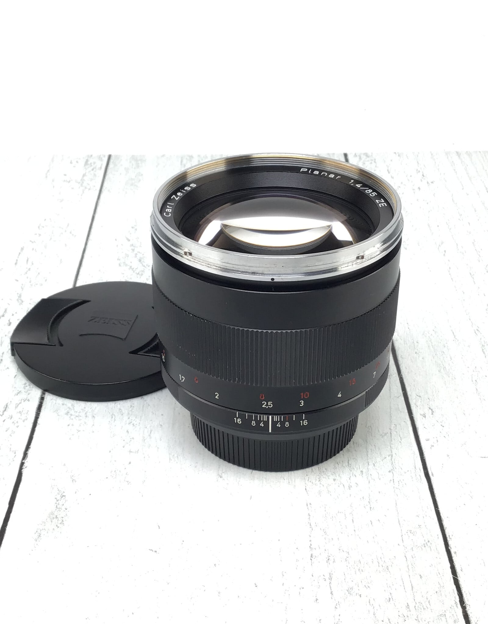 ZEISS Zeiss  85mm f1.4 ZE Planar EF Mount Lens Used Good