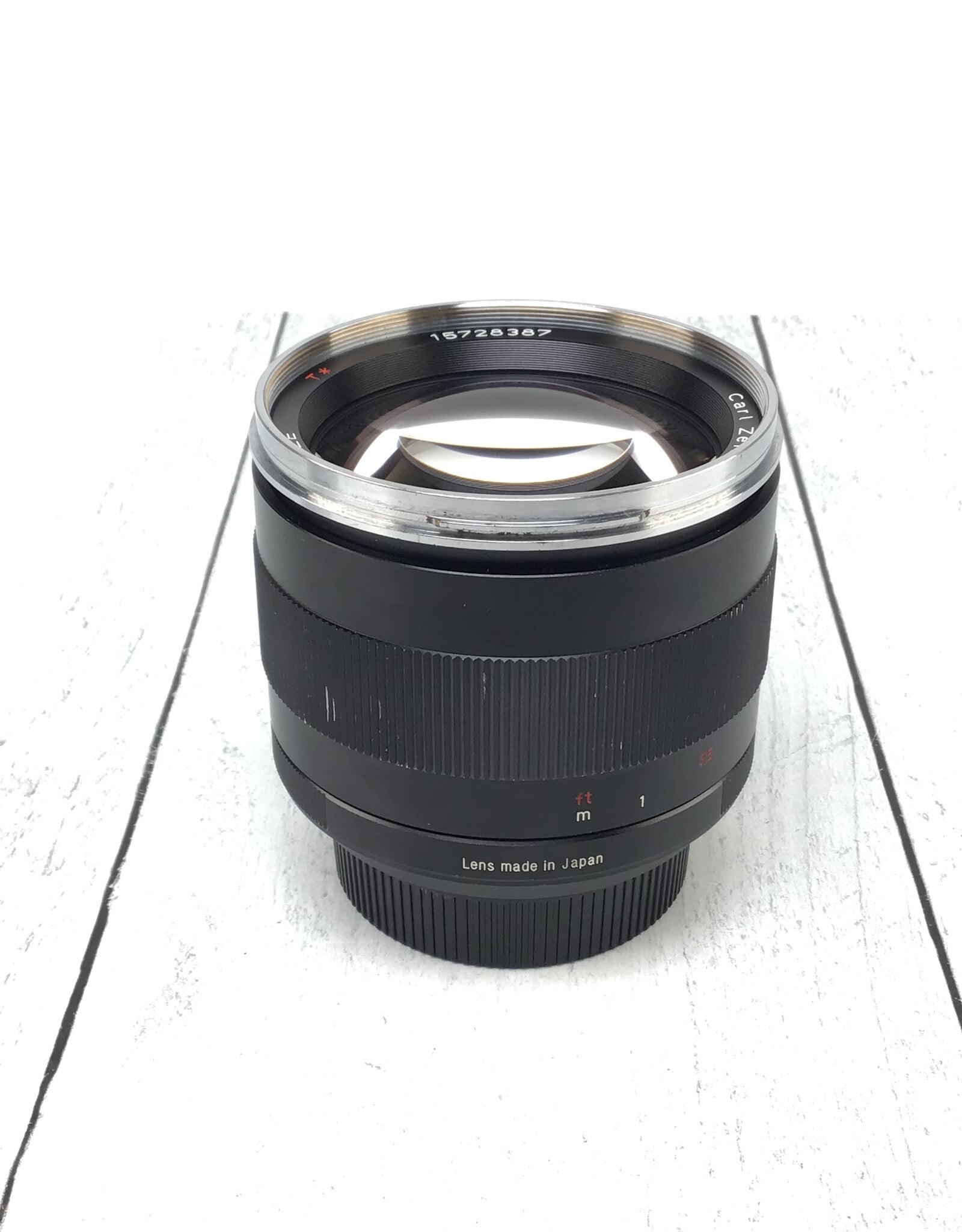 ZEISS Zeiss  85mm f1.4 ZE Planar EF Mount Lens Used Good