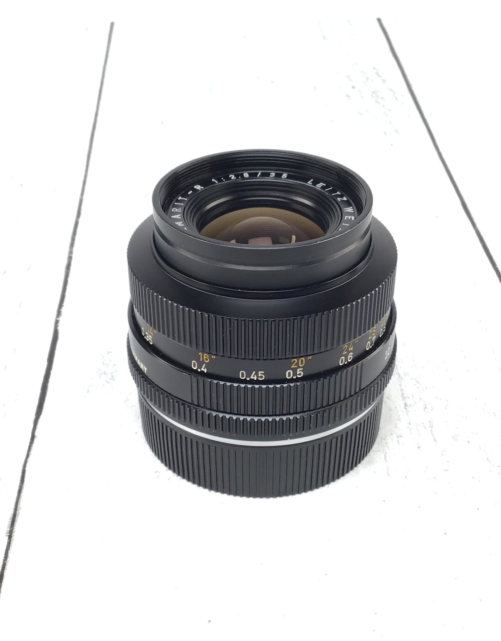 Leica Leica R Mount 35mm f2.8 Elmarit Lens Used Good