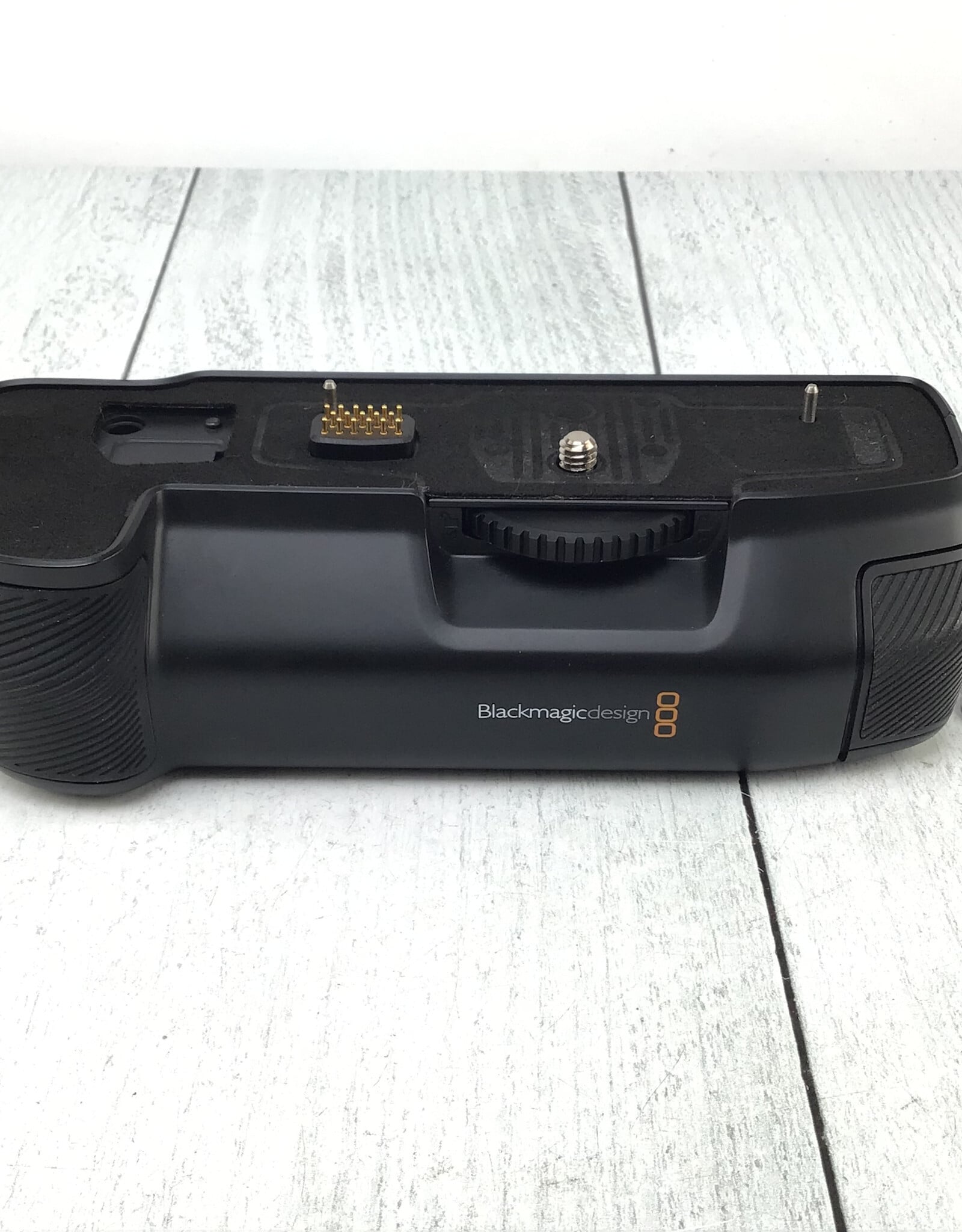 Blackmagic Design Black Magic Pro Battery Grip w/ 2 Batteries Used Good