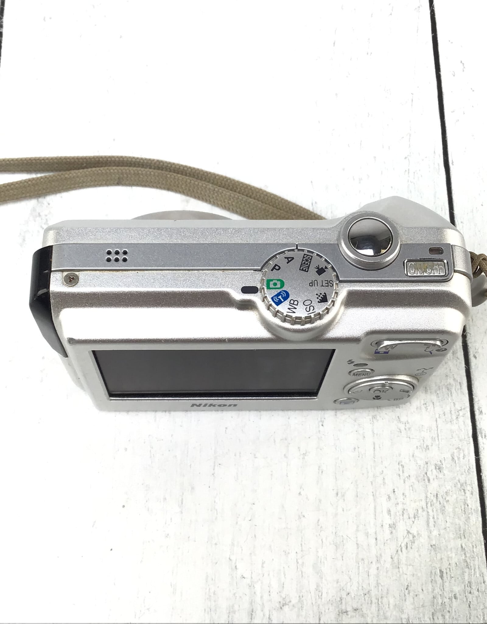 NIKON Nikon Coolpix P2 Digital Point & Shoot Camera Used Good
