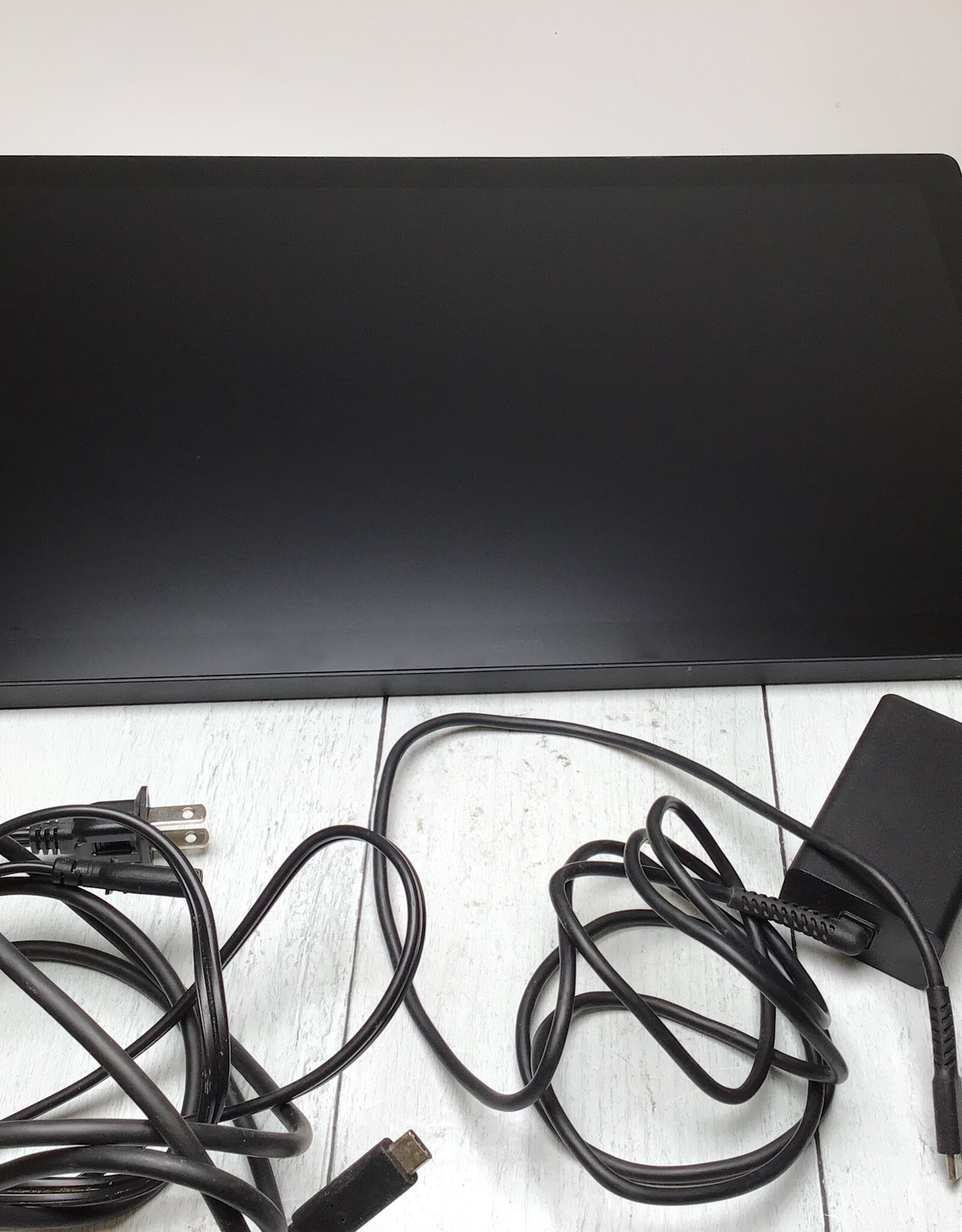 Wacom Wacom Cintiq Pro 17 Touch Pen Display in Box Used Good